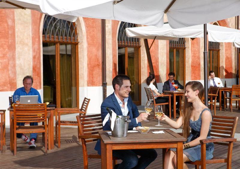 Albergo Dell'Agenzia Bra Dış mekan fotoğraf